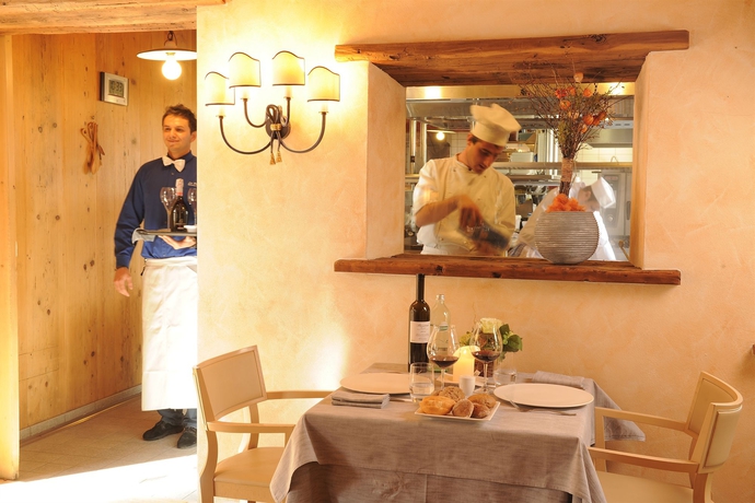 Imagen del bar/restaurante del Hotel Astra, Livigno. Foto 6