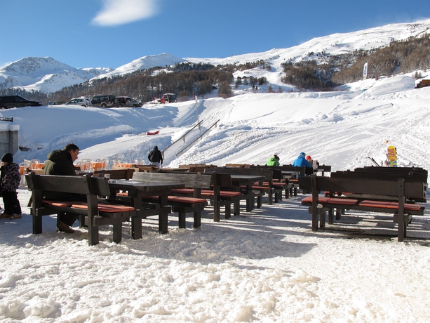 Imagen de los exteriores del Hotel Astra, Livigno. Foto 13