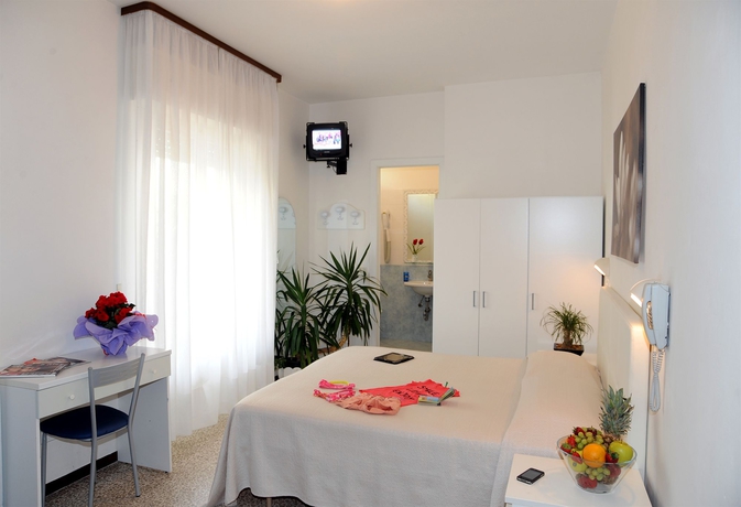 Imagen general del Hotel Astra, Misano Adriatico. Foto 1