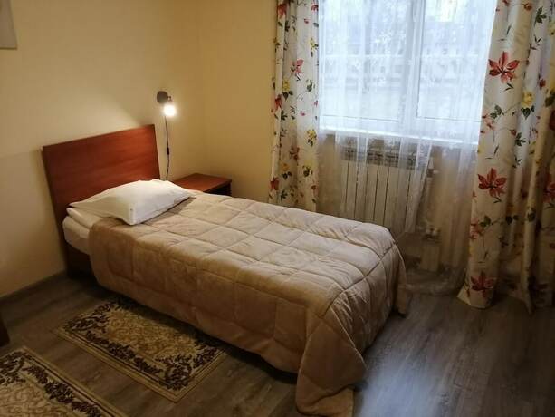 Imagen de la habitación del Hotel Astra Park. Foto 15