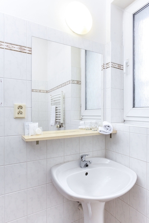 Imagen de la habitación del Hotel Astra, Praga. Foto 10