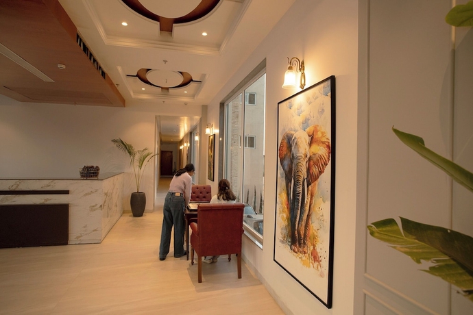 Imagen de los interiores del Hotel Astra Resort and Caffe Kasauli. Foto 15