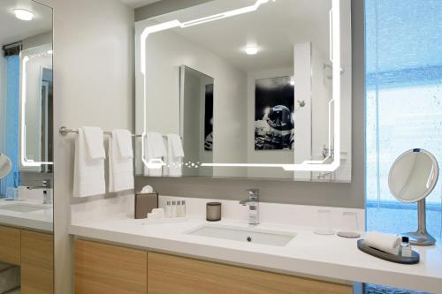 Imagen general del Hotel Astra, Seattle, A Tribute Portfolio Hotel by Marriott South Lake Union. Foto 9