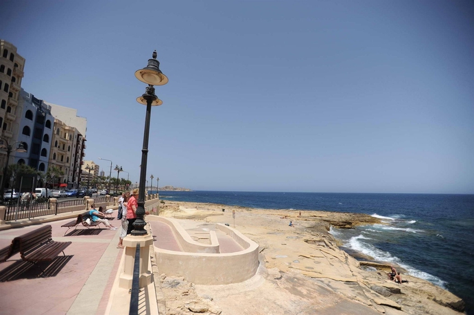 Imagen de los exteriores del Hotel Astra, Sliema. Foto 11