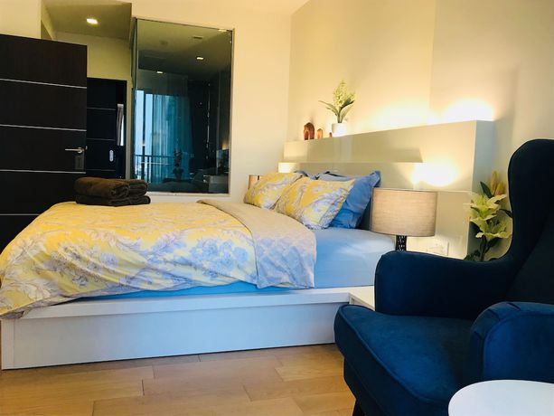 Imagen de la habitación del Hotel Astra Suites Central. Foto 12