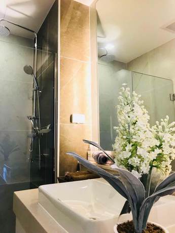 Imagen de la habitación del Hotel Astra Suites Central. Foto 15