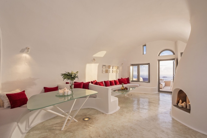 Imagen de la habitación del Hotel Astra Suites. Foto 3