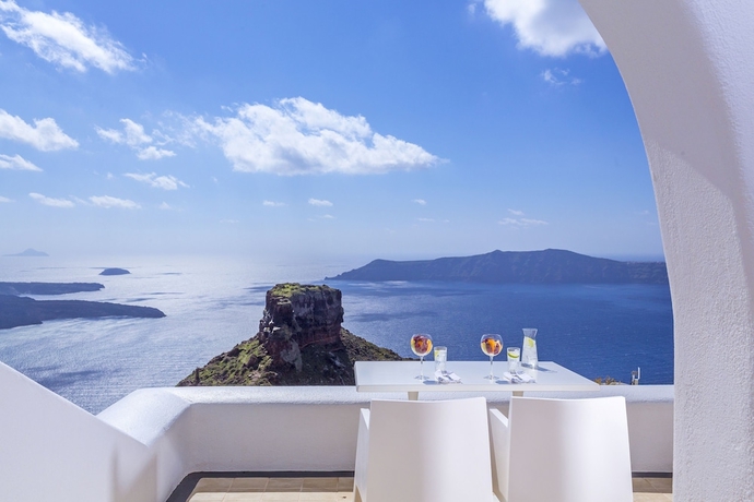 Imagen de la habitación del Hotel Astra Suites. Foto 6