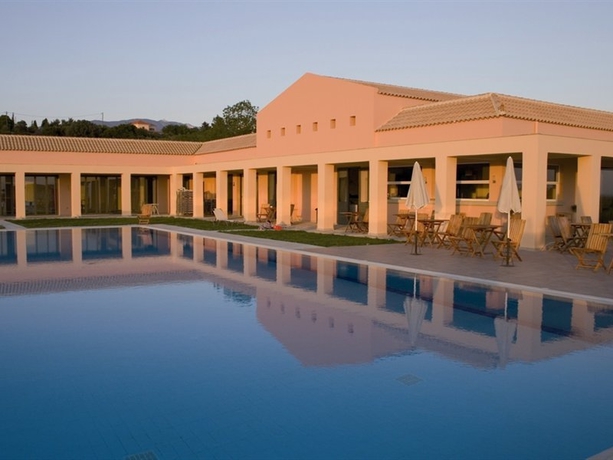 Imagen general del Hotel Astra Village Suites. Foto 5