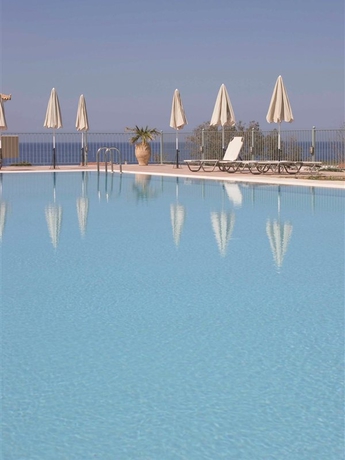 Imagen general del Hotel Astra Village Suites. Foto 10