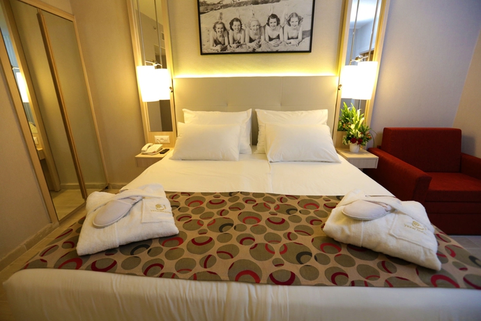 Imagen de la habitación del Hotel Astral Maris. Foto 5