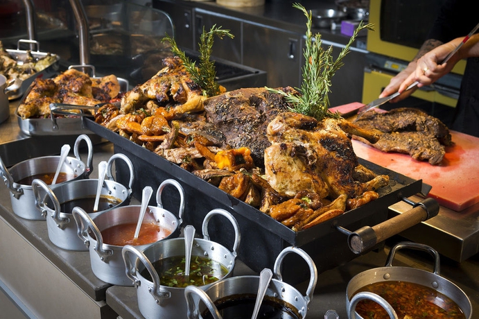 Imagen del bar/restaurante del Hotel Astral Maris. Foto 3