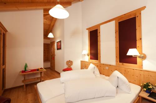 Imagen de la habitación del Hotel Astras. Foto 6