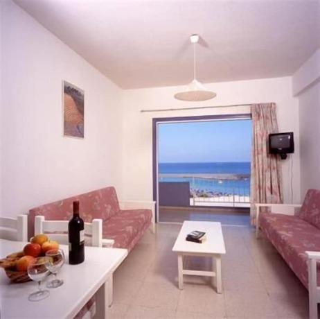 Imagen de la habitación del Hotel Astreas Beach. Foto 6