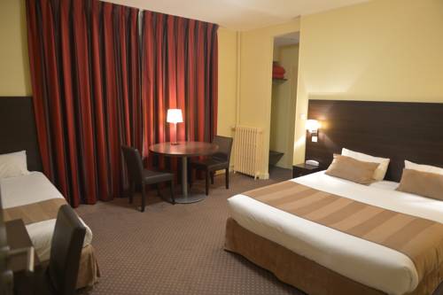 Imagen de la habitación del Hotel Astrid, Caen. Foto 11