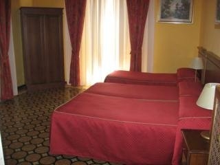 Imagen de la habitación del Hotel Astrid, Florencia. Foto 2