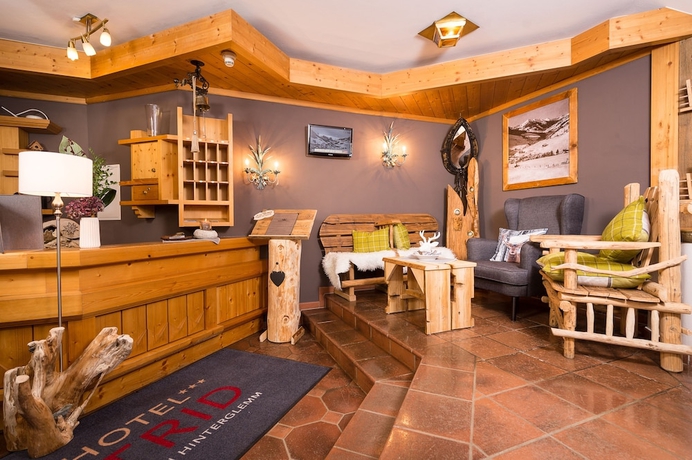 Imagen de los interiores del Hotel Astrid, Saalbach-Hinterglemm . Foto 19