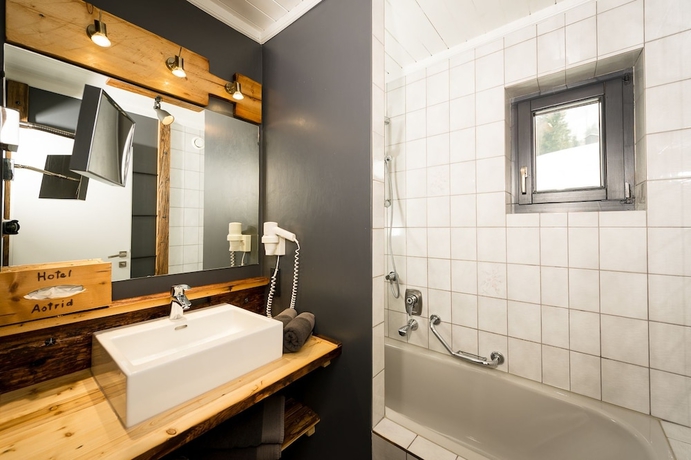 Imagen de la habitación del Hotel Astrid, Saalbach-Hinterglemm . Foto 15