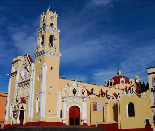 Imagen de los exteriores del Hotel Astro Inn Express. Foto 15