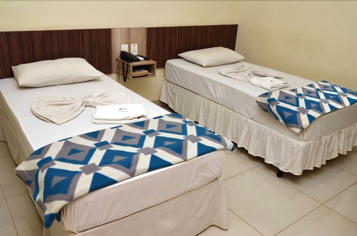 Imagen de la habitación del Hotel Astro Palace. Foto 8