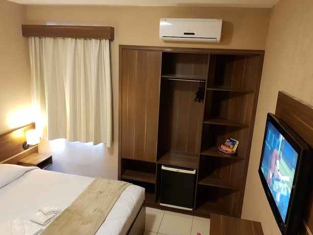 Imagen de la habitación del Hotel Astro, Sao Jose do Campos. Foto 6