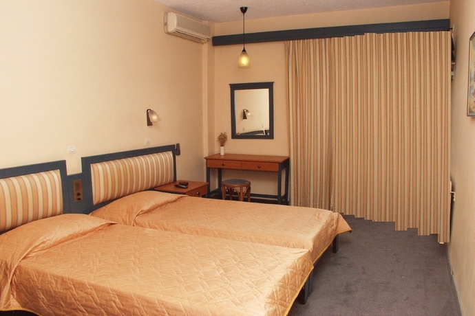 Imagen general del Hotel Astron, Cos Ciudad. Foto 4