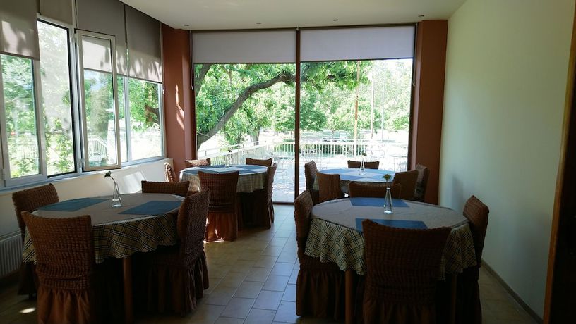 Imagen del bar/restaurante del Hotel Astron, Nea Ypati. Foto 3