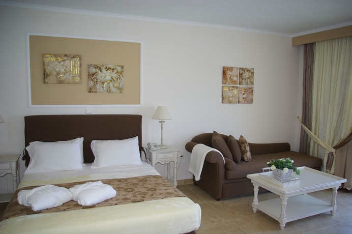 Imagen de la habitación del Hotel Astron Princess. Foto 2