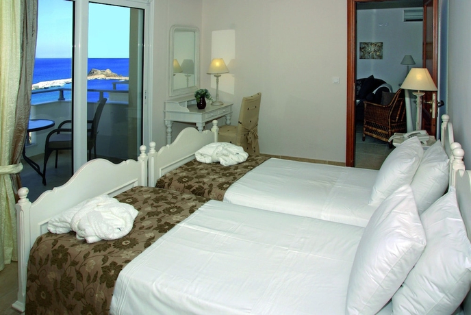 Imagen de la habitación del Hotel Astron Princess. Foto 5