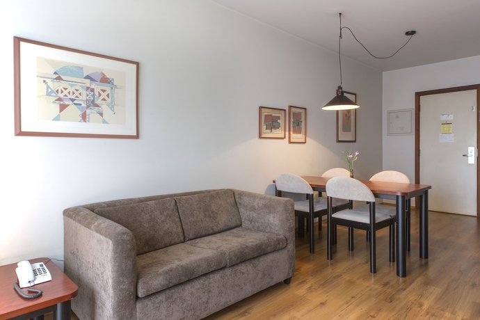 Imagen de la habitación del Hotel Astron Saint Moritz. Foto 10