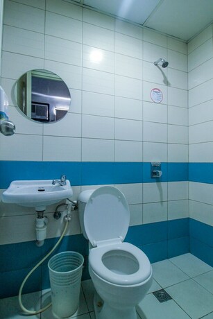 Imagen de la habitación del Hotel Astrotel Avenida. Foto 22