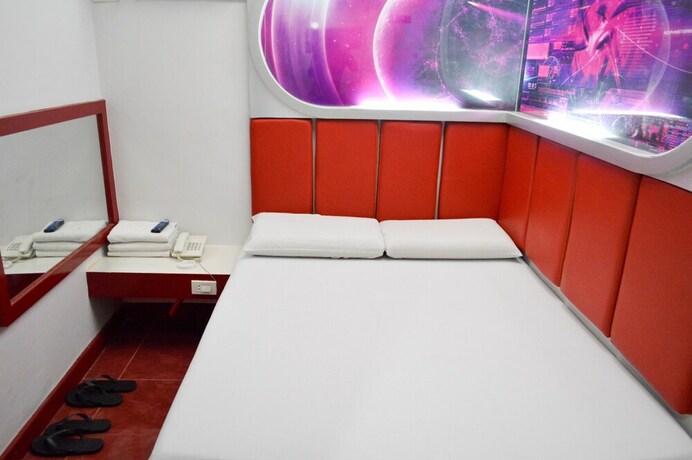 Imagen de la habitación del Hotel Astrotel Avenida. Foto 27