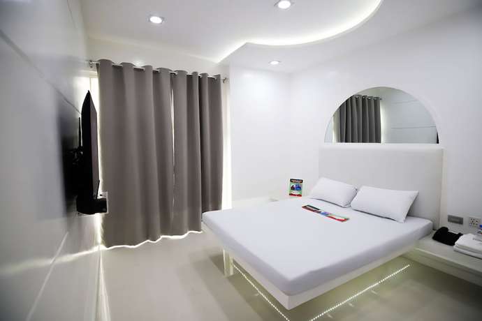 Imagen de los exteriores del Hotel Astrotel Divisoria. Foto 5