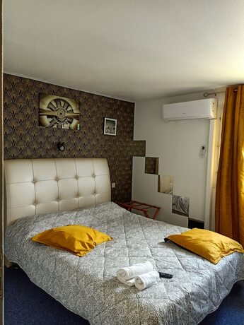 Imagen de la habitación del Hotel Astrotel Romorantin. Foto 16