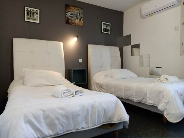 Imagen de la habitación del Hotel Astrotel Romorantin. Foto 20