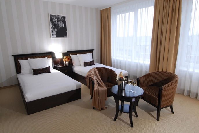 Imagen de la habitación del Hotel Astrum Palace. Foto 3