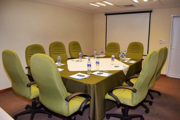 Imagen de los interiores del Hotel Astur Y Suites. Foto 8