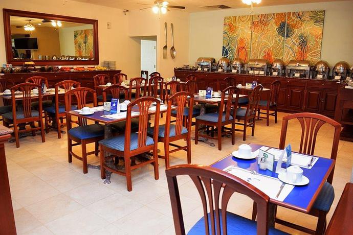 Imagen del bar/restaurante del Hotel Astur Y Suites. Foto 4