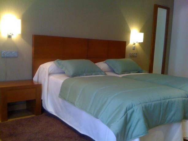 Imagen de la habitación del Hotel Astura. Foto 7