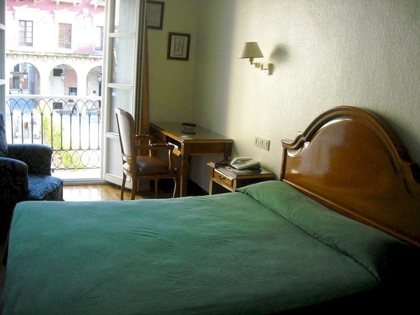 Imagen de la habitación del Hotel Asturias, Gijón. Foto 2