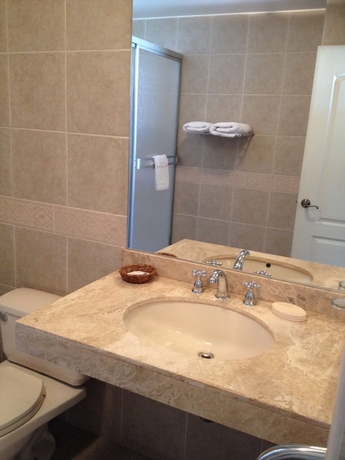 Imagen de la habitación del Hotel Asturias Gold. Foto 6