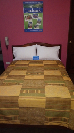 Imagen de la habitación del Hotel Asturias Inn. Foto 7