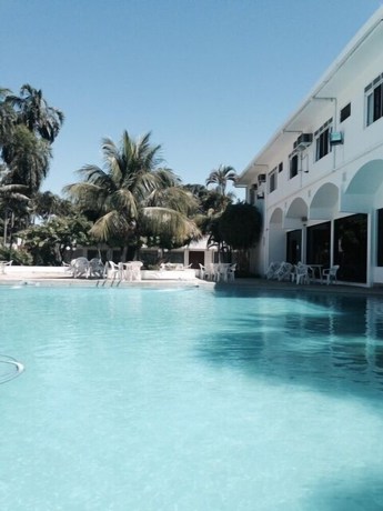 Imagen de la piscina del Hotel Asturias, Municipio Santa Cruz de la Sierra. Foto 20