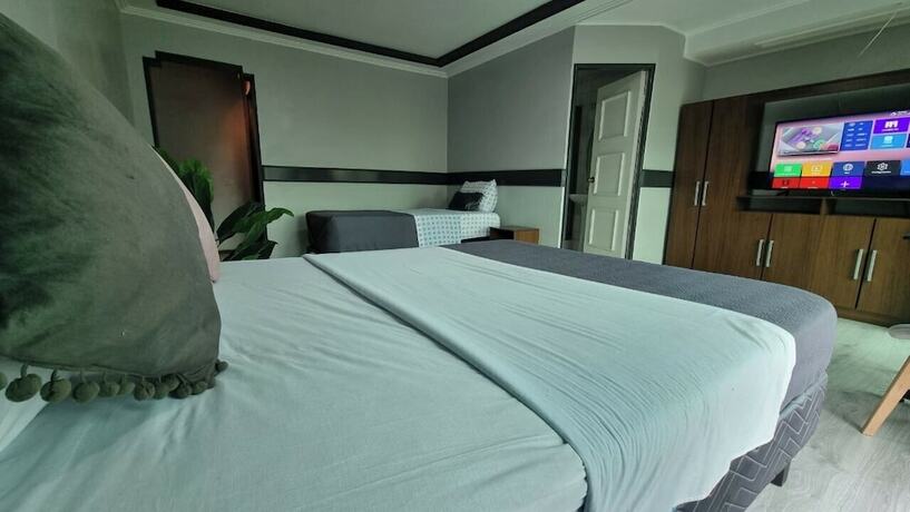 Imagen de la habitación del Hotel Asturias, Viña Del Mar. Foto 18