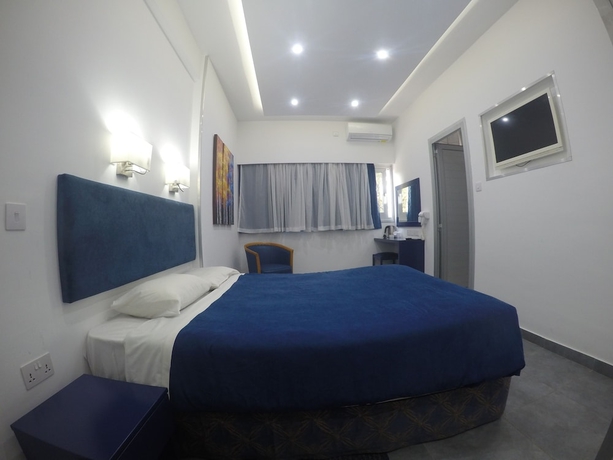 Imagen de la habitación del Hotel Asty. Foto 4