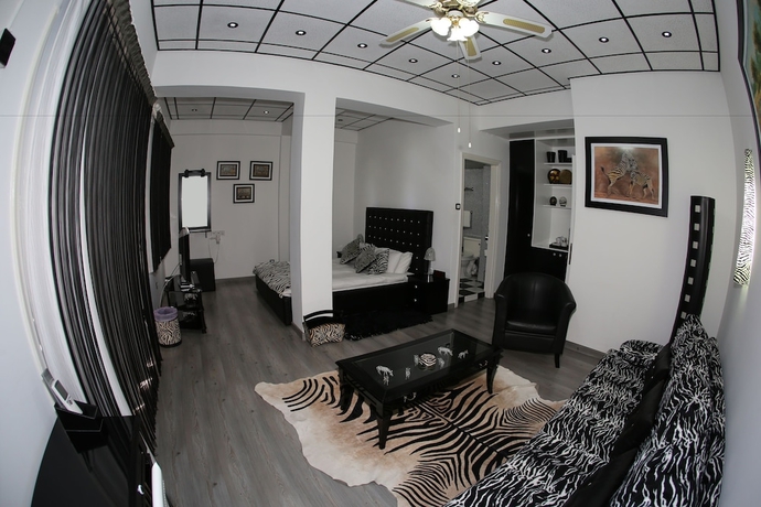 Imagen de la habitación del Hotel Asty. Foto 8