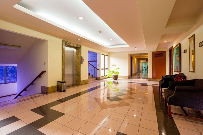Imagen de los interiores del Hotel Asuka MM2100 Industrial Town. Foto 14