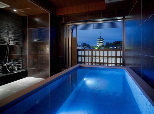 Imagen de la piscina del Hotel Asukasou. Foto 13