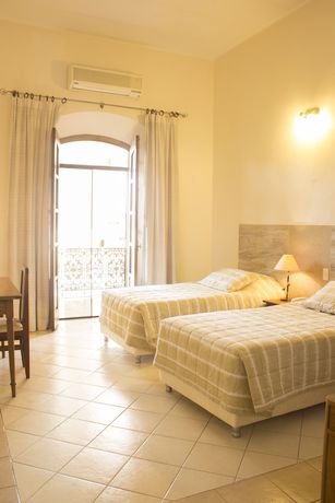 Imagen de la habitación del Hotel Asunci&oacute;n Palace. Foto 17