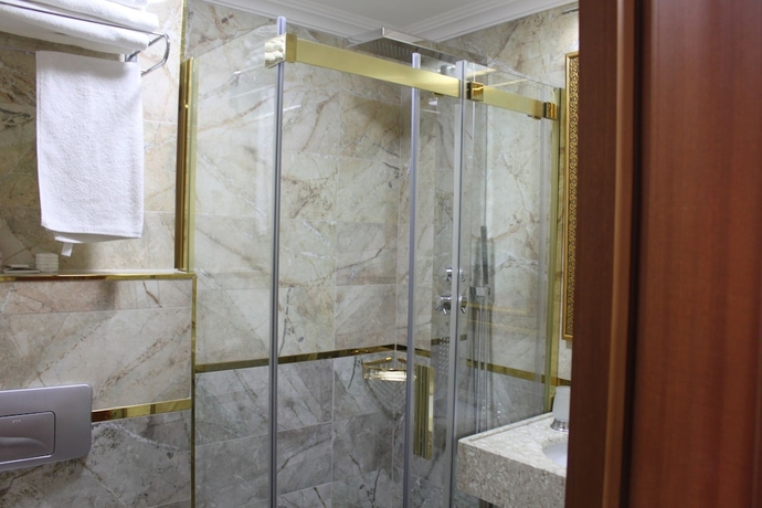 Imagen de la habitación del Hotel Asur. Foto 16